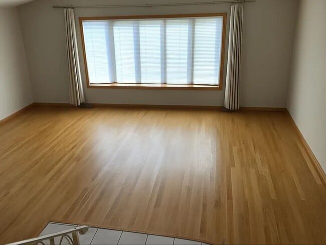 Foto del edificio - 4814 Birchwood Ave