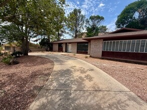 Building Photo - 2980 S Bloomington Dr W