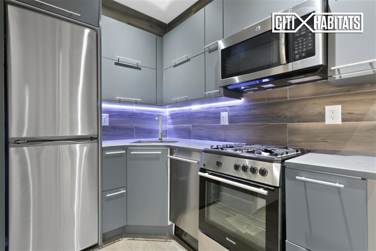 Foto del edificio - 419 E 114th St