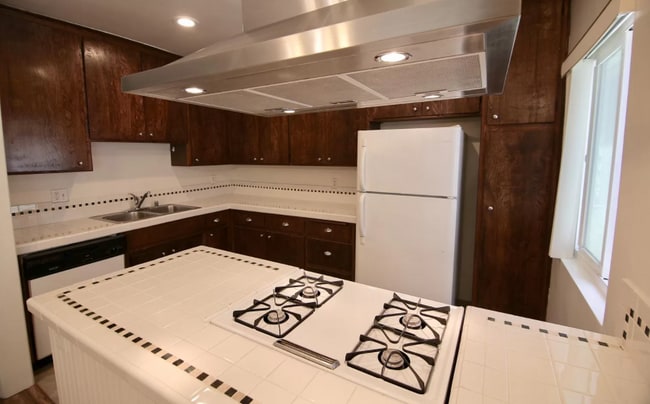 Foto del edificio - 1743 Glendon Ave