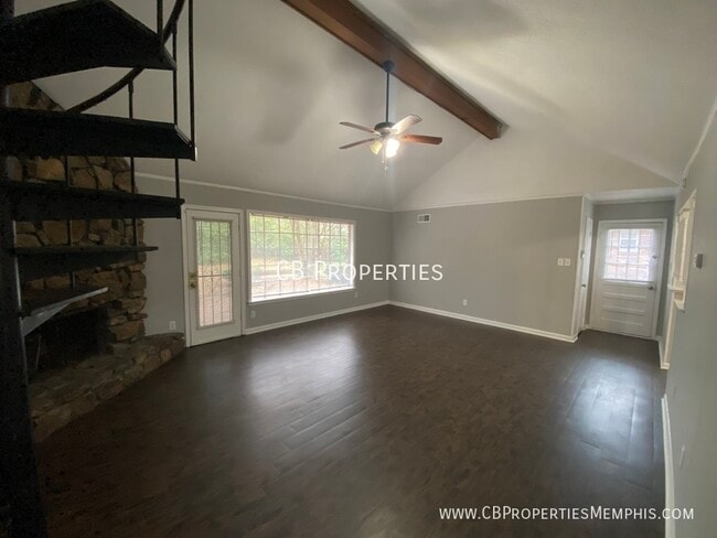 Building Photo - 4206 Park Forest Dr