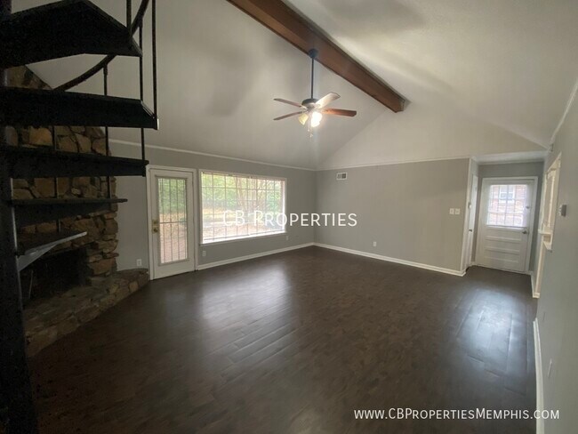 Foto del edificio - 4206 Park Forest Dr