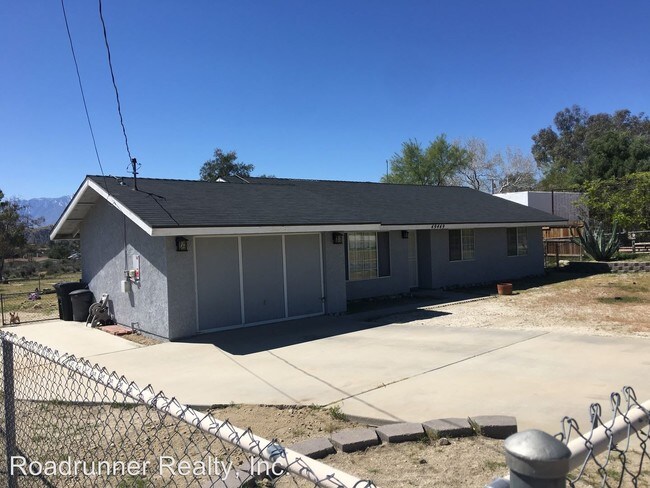Foto del edificio - 3 br, 2 bath House - 49449 Mojave Dr.