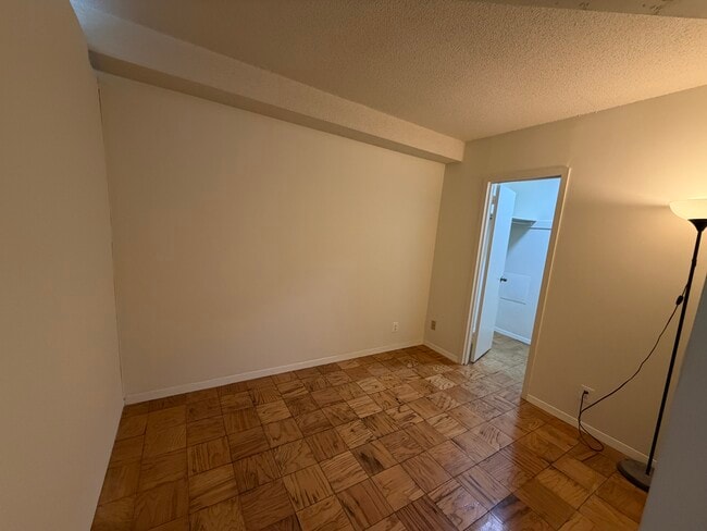 Building Photo - 5500 Friendship Blvd