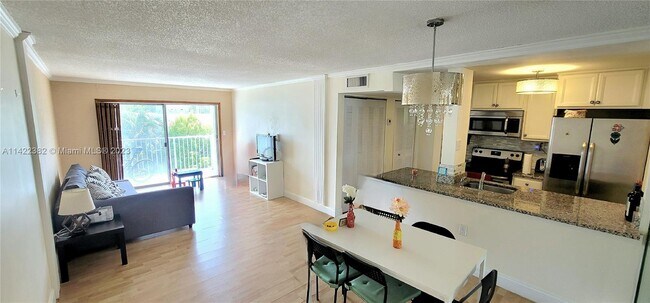 Foto del edificio - 2530 SW 3rd Ave