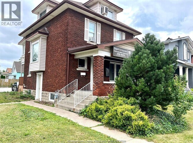 Photo du bâtiment - 95 Giles Blvd E