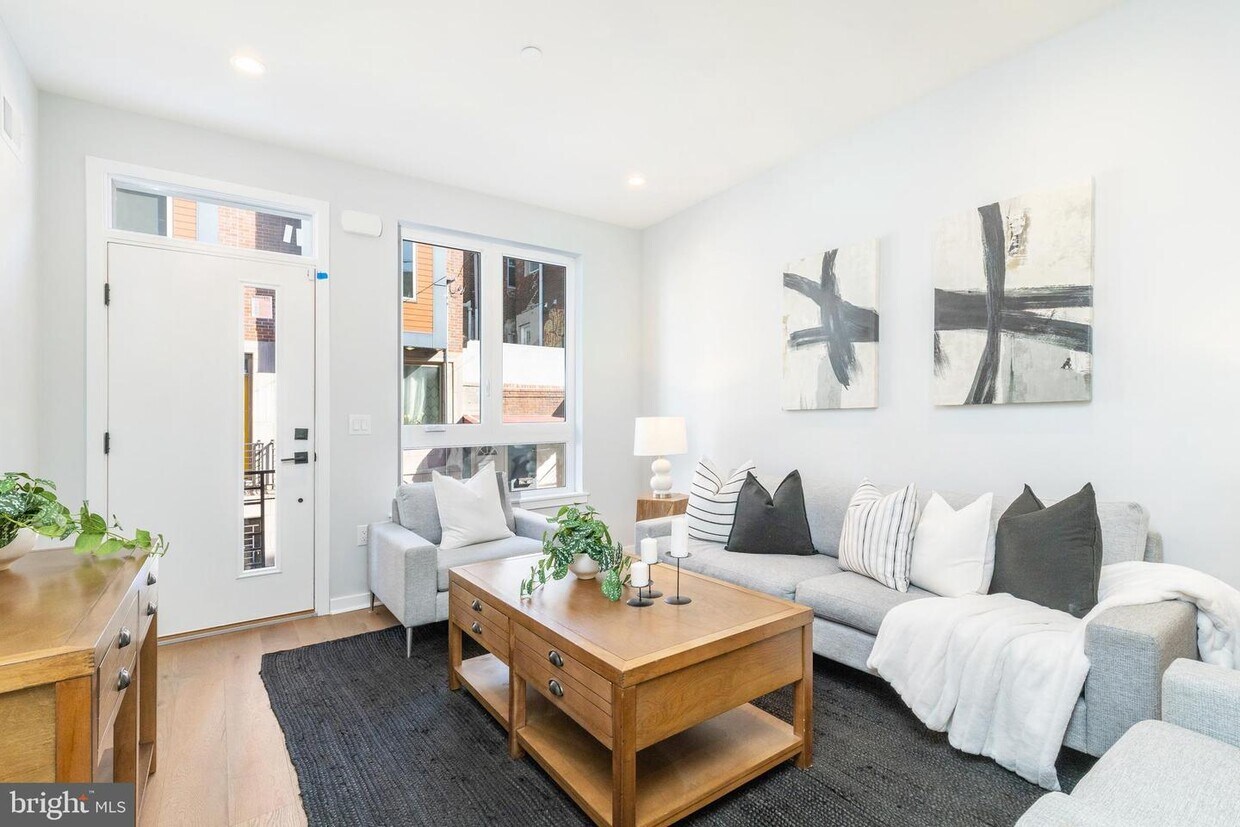 708 Emily St, Philadelphia, PA 19148 Townhome Rentals in Philadelphia