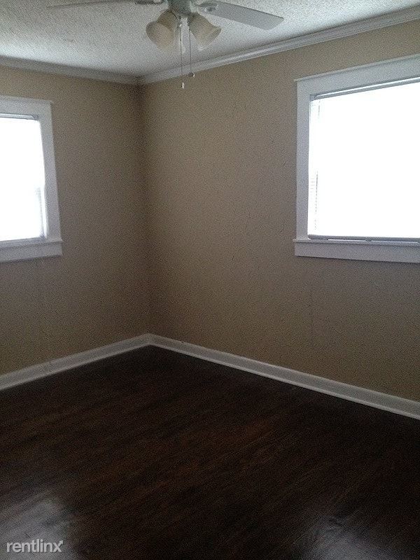 Building Photo - 4 br, 2 bath House - 213 Twin Oak Drive