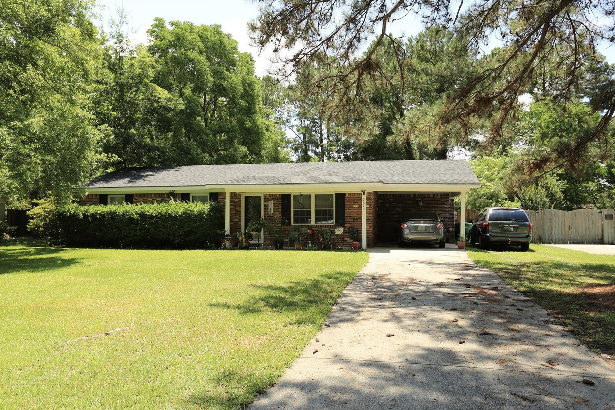 385 Piercefield Dr, Richmond Hill, GA 31324 House Rental in Richmond