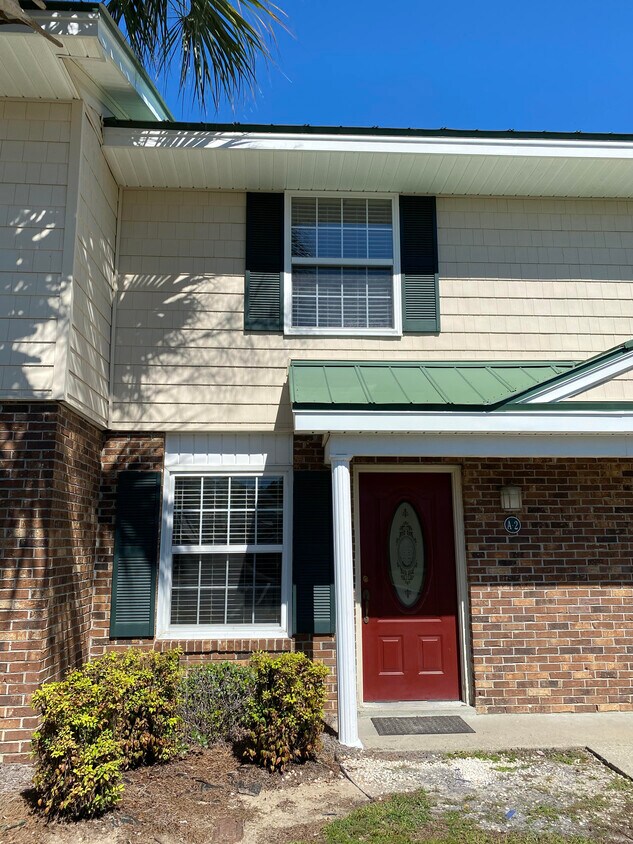 1432 Highway 544, Conway, SC 29526 Townhome Rentals in Conway SC
