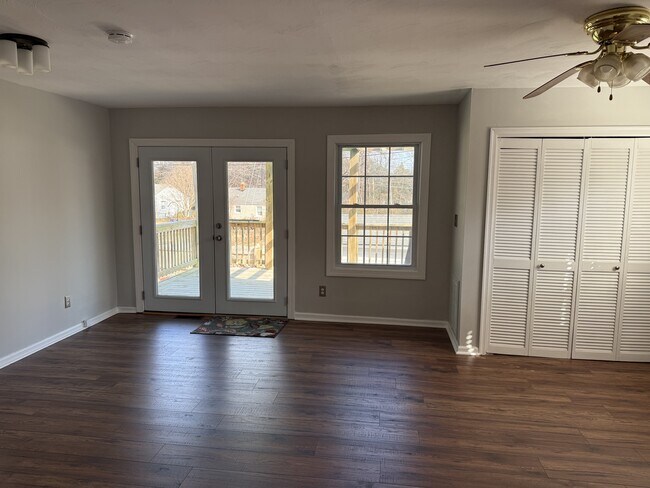 Foto del edificio - 6424 W Grace St