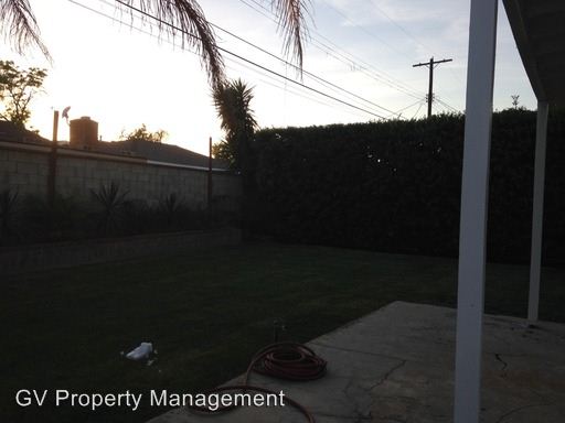 Building Photo - 9959 Ilex Ave