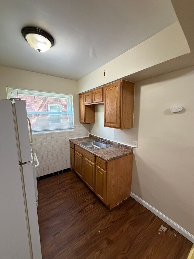 Foto del edificio - 5016 Newfield Ave