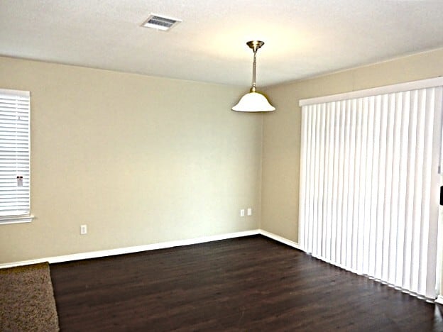 Foto del edificio - 13209 Thome Valley Dr