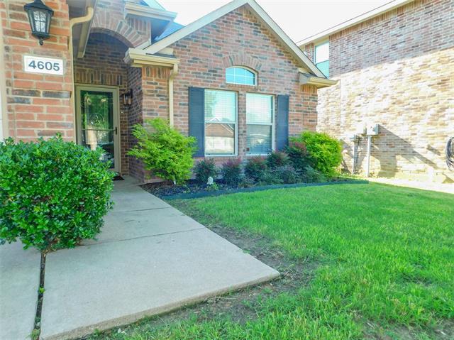 Building Photo - 4605 Dogwood Dr