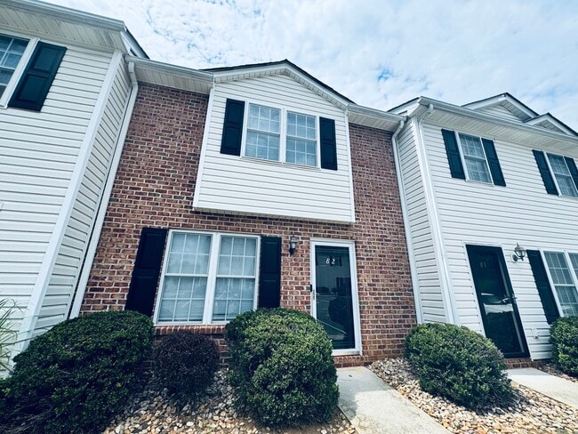 Sterling Park Townhome - Sterling Park Townhome