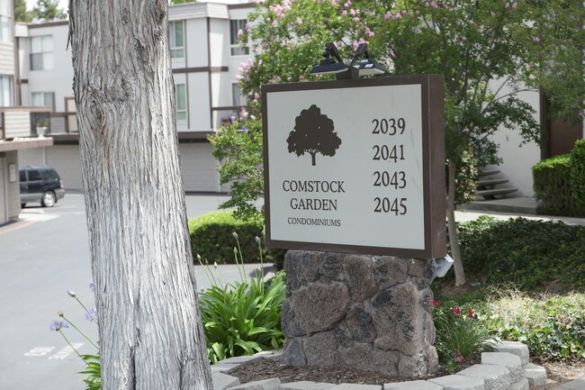 Un agradable comunidad orientada a la familia de estar - 2045 Sierra Rd