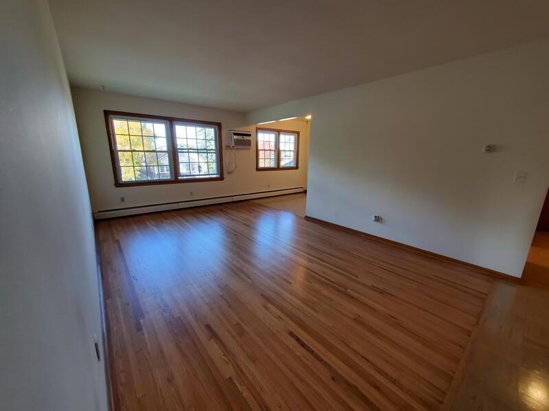 Primary Photo - 4242 N Fremont Ave
