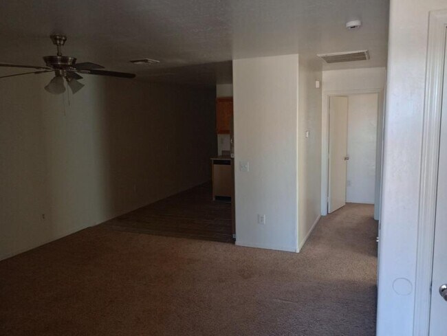 Foto del edificio - 3 bedroom in Arizona City AZ 85123