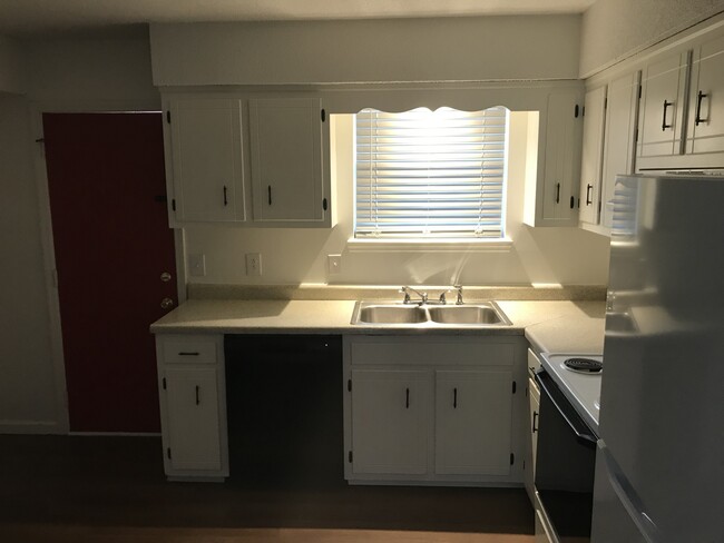 Building Photo - 544 Tulip Grove Rd