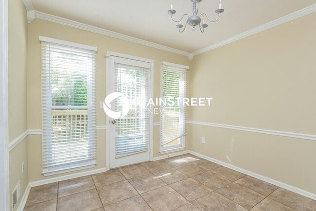 Foto del edificio - 3 Bedroom Pet-Friendly Home in Douglasvill...