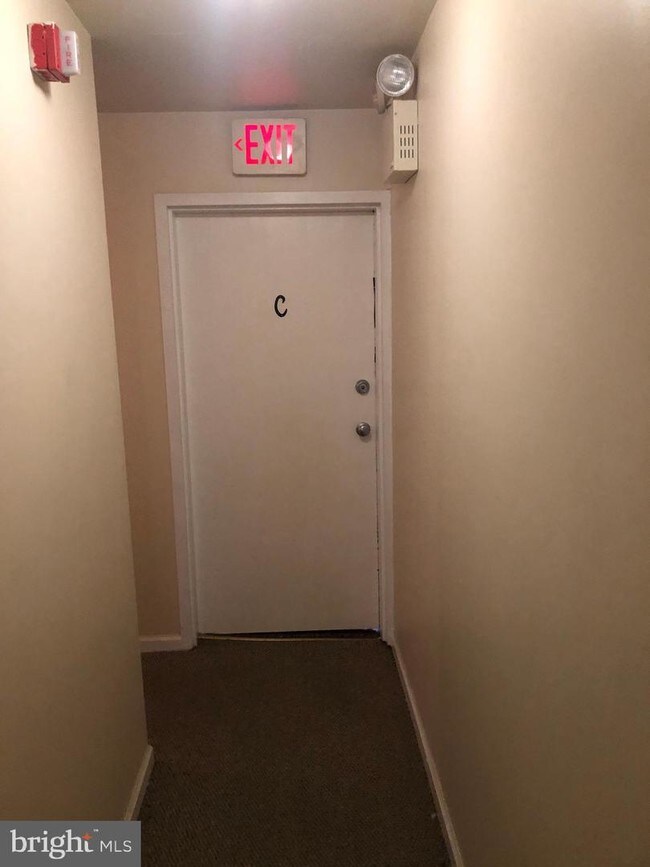 Foto del edificio - 601 White Horse Pike