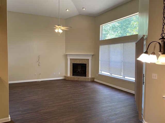 Building Photo - 2110 Thorn Hollow Ct