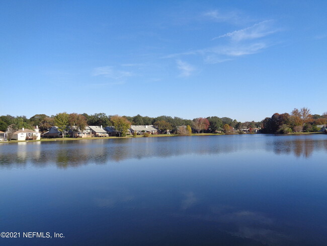 Foto del edificio - 11917 Arbor Lake Dr