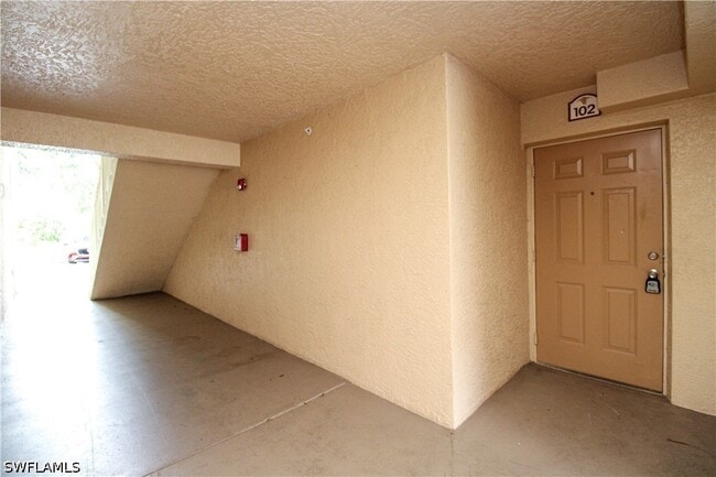 Building Photo - 8215 Ibis Club Dr
