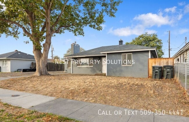 Building Photo - 1408 W Lee St