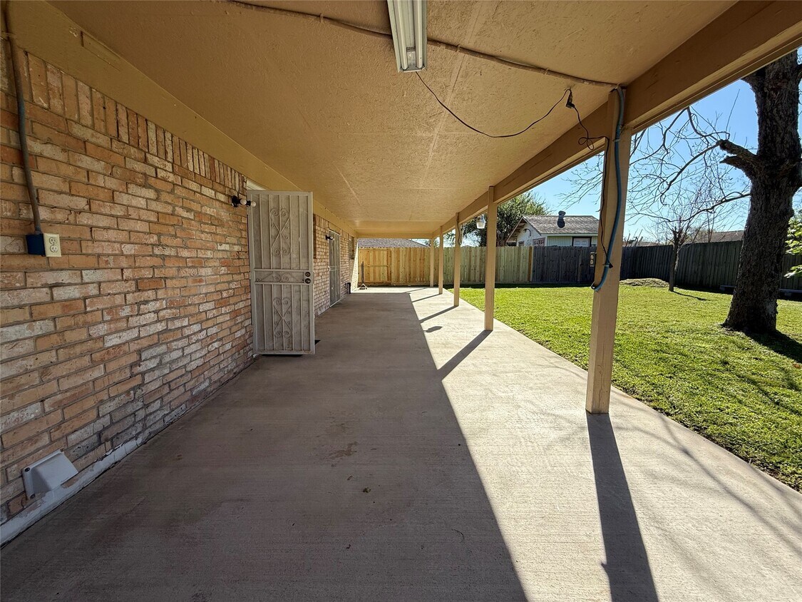 Foto del edificio - 4114 Connorvale Rd