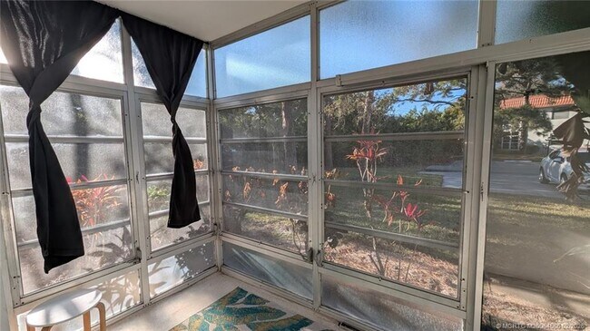 Foto del edificio - 2600 SE Ocean Blvd