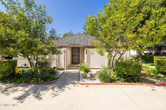 Building Photo - 28801 Conejo View Dr