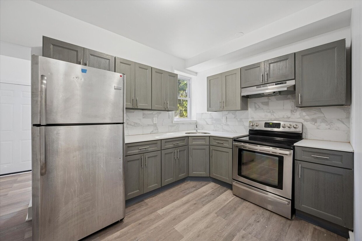 2 Bed 3 Full Bath House North Philly - 2 Bed 3 Full Bath House North Philly