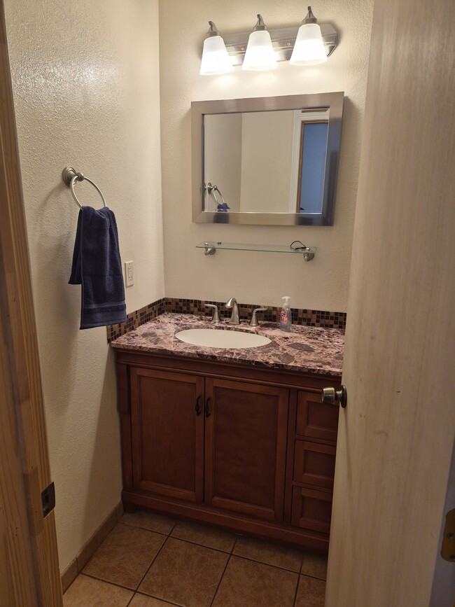 Building Photo - 2406 Walker Rd