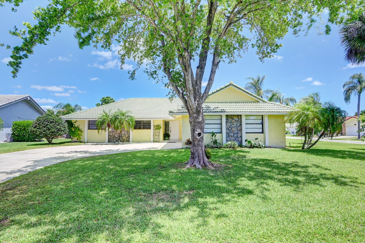 Foto principal - 6833 Bianchini Cir