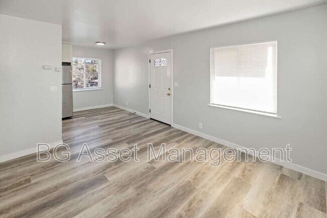 Photo - 2309 Eighth St Apartment