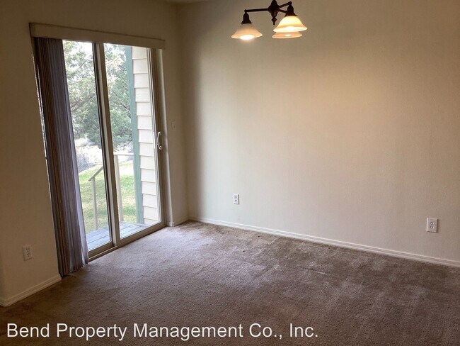 Building Photo - 2508 NE Conners Ave