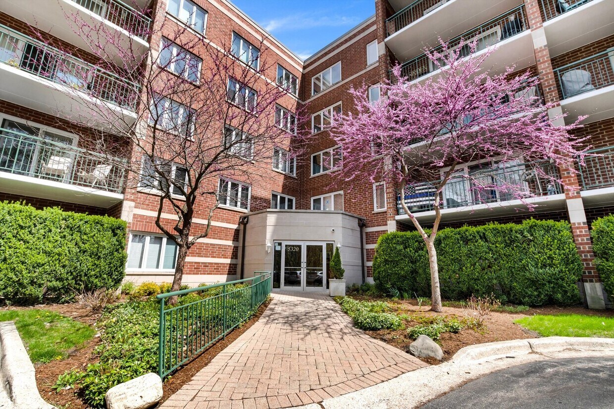 Foto principal - 5320 N Lowell Ave