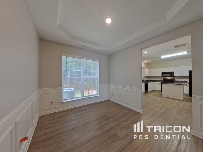 Foto del edificio - 5322 Peachwood Dr