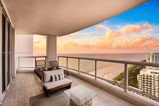 Building Photo - 4201 Collins Ave