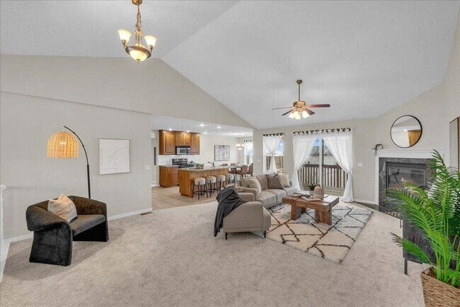 Foto del edificio - "Spacious 5-Bed, 3-Bath Home in Cedar City...