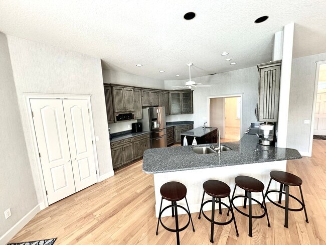 Foto del edificio - 163 Herons Nest Ln