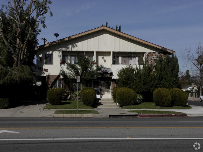 Foto del edificio - 14205 Burbank Blvd