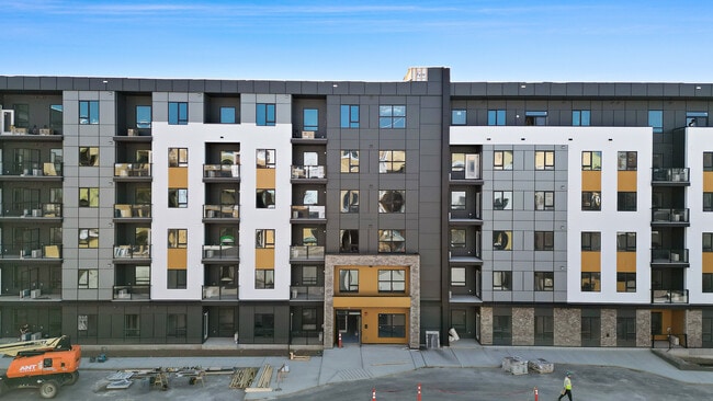 Photo du bâtiment - Sage Hill Estates Apartments