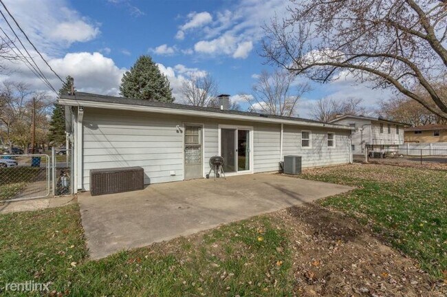 Building Photo - 3 br, 1 bath House - 7435 E 50th St