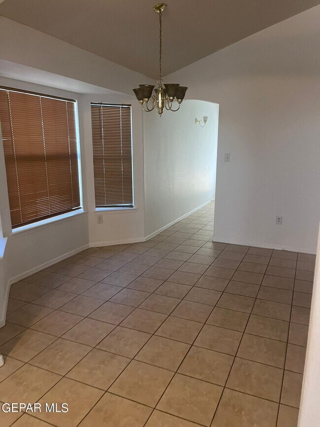 Foto del edificio - 14061 Tierra Leona Dr