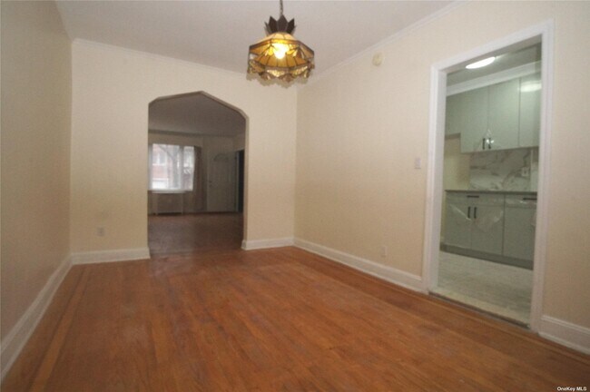 Foto del edificio - 85-05 57th Rd