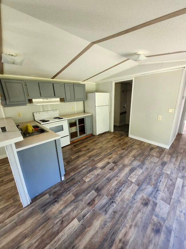 Foto del edificio - 2606 Candace Ct
