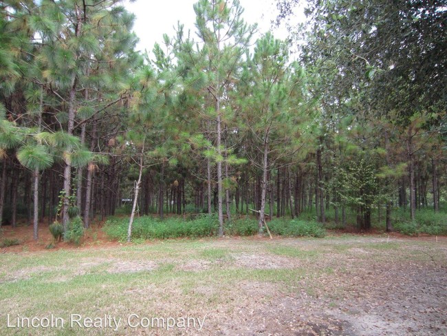 Building Photo - 4801 Val del Rd